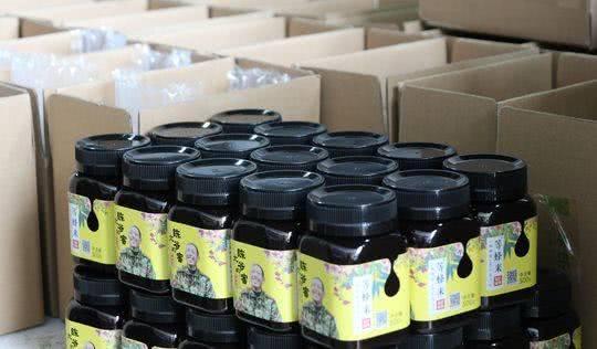 老巢崖蜜成&ldquo;网红&rdquo;,京东要做扶贫品牌的&ldquo;孵化&rdquo;加速器